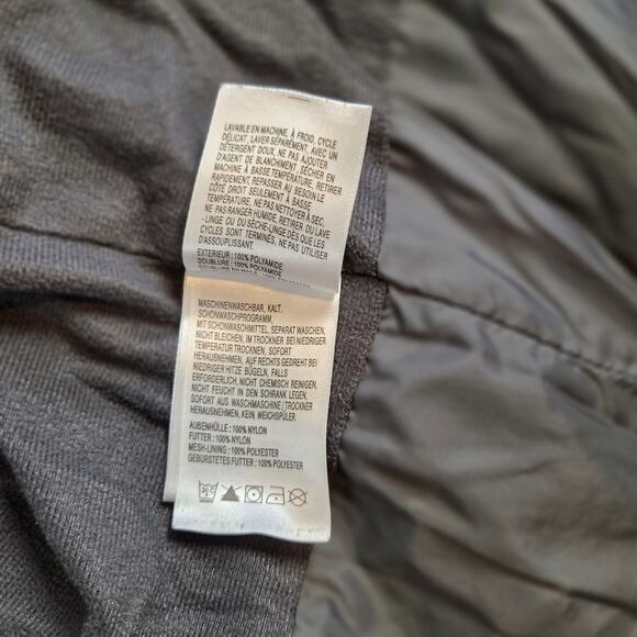 Columbia Men’s XL Red Gray Nylon Hooded Jacket Waterproof Windbreaker - Picture 6 of 12